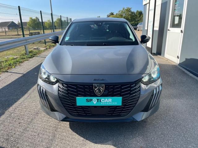 Peugeot 208 image 8