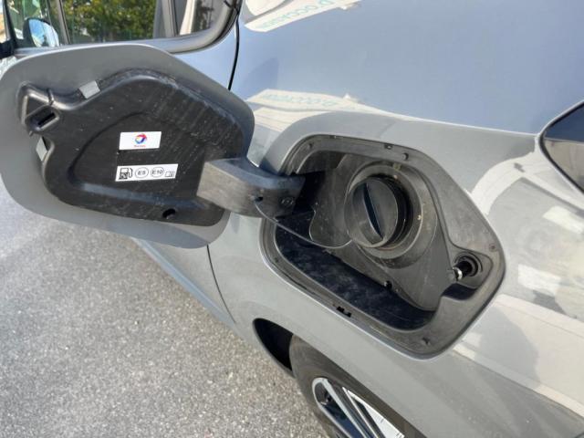Peugeot 208 image 7