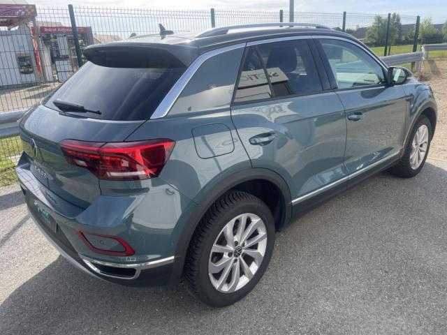 Volkswagen T-Roc image 2