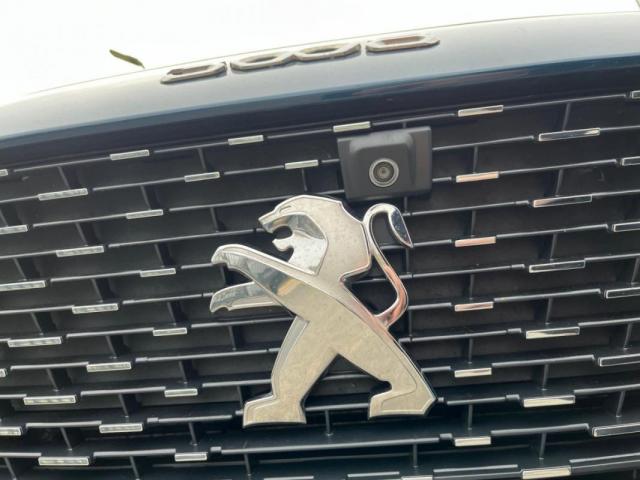 Peugeot 3008 image 2