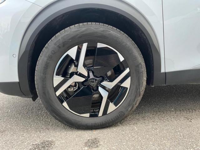 Peugeot 2008 image 3