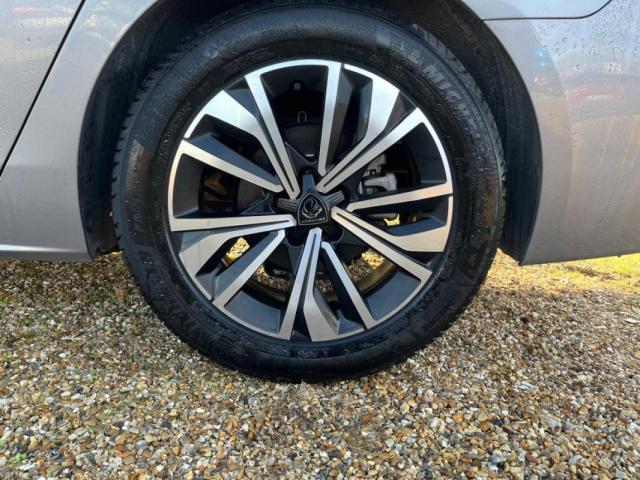 Peugeot 508 image 8