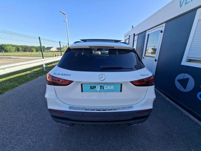 Mercedes Benz Gla image 2