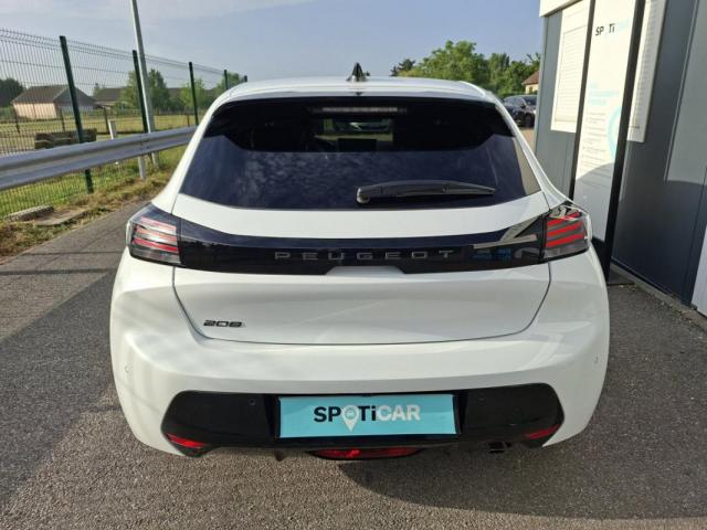 Peugeot 208 image 6