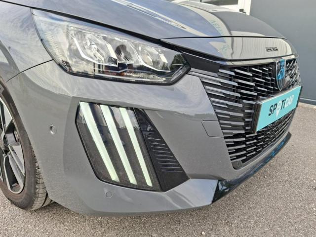 Peugeot 208 image 3