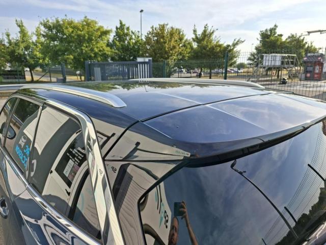 Peugeot 5008 image 1