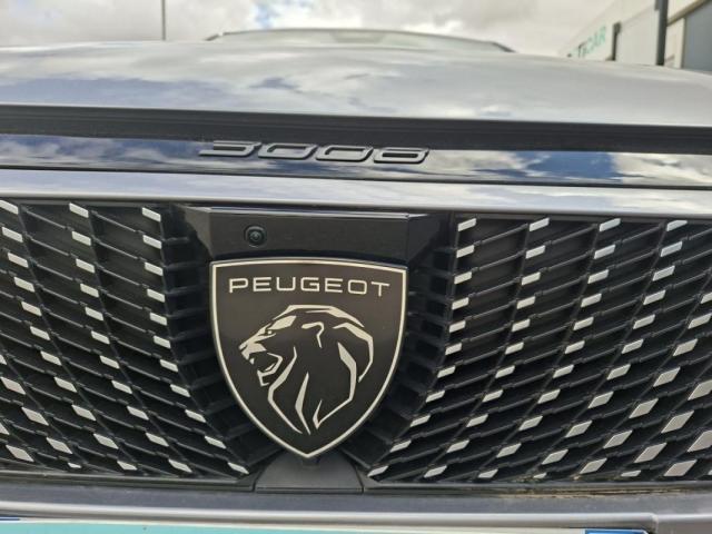 Peugeot 3008 image 2