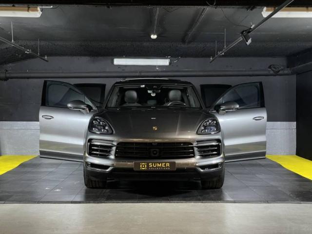 Porsche Cayenne image 4