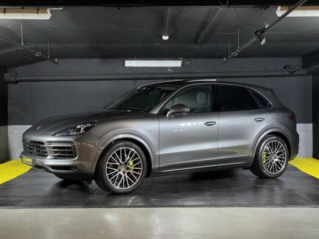 Porsche Cayenne image 1