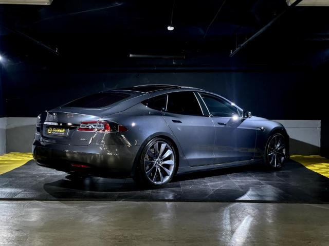 Tesla Model S image 1