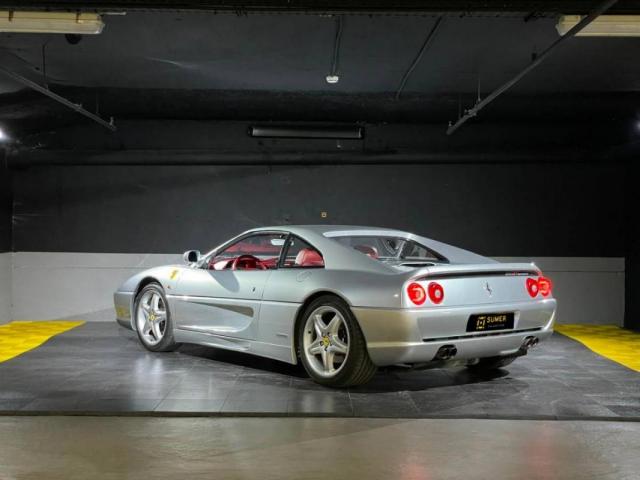 Ferrari F355 image 2