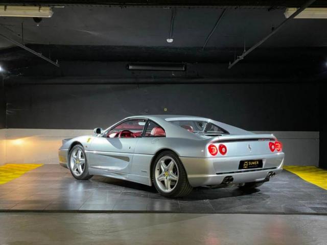 Ferrari F355 image 5