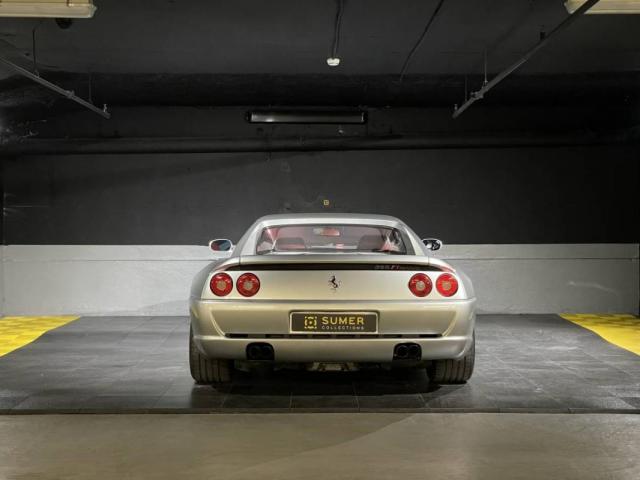 Ferrari F355 image 3