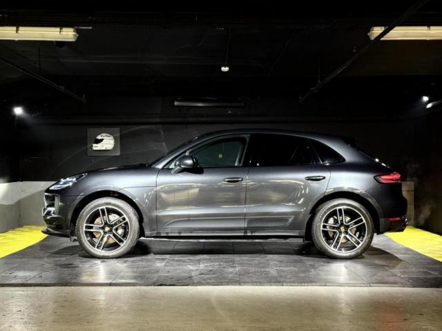 Porsche Macan image 8