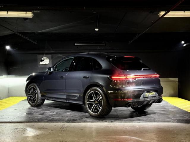 Porsche Macan image 1