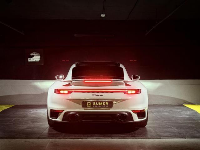 Porsche 911 image 5