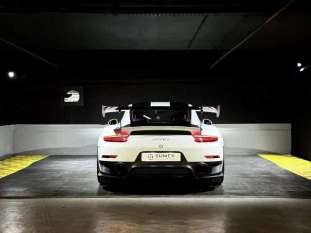 Porsche 911 image 7