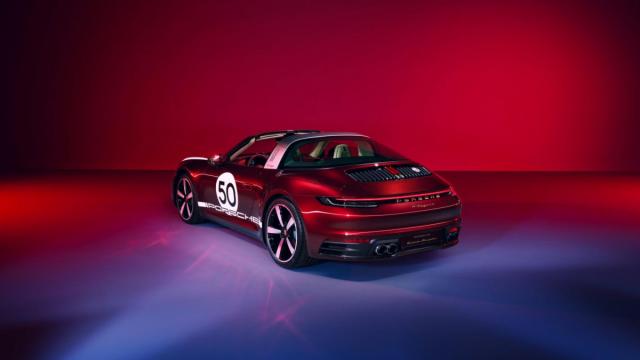 Porsche 911 image 5
