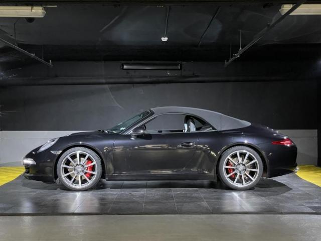 Porsche 911 image 8