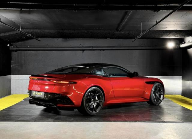 Aston Martin Dbs image 6