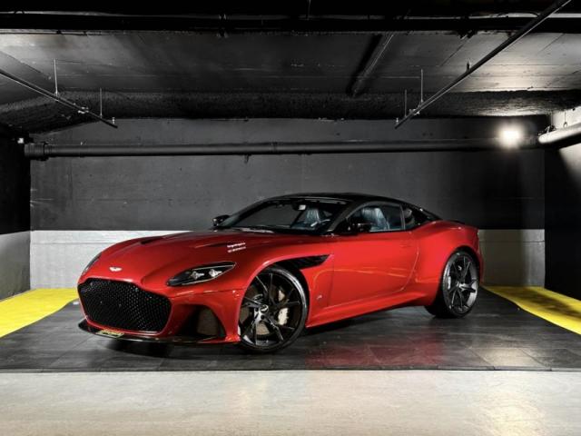 Aston Martin Dbs image 4
