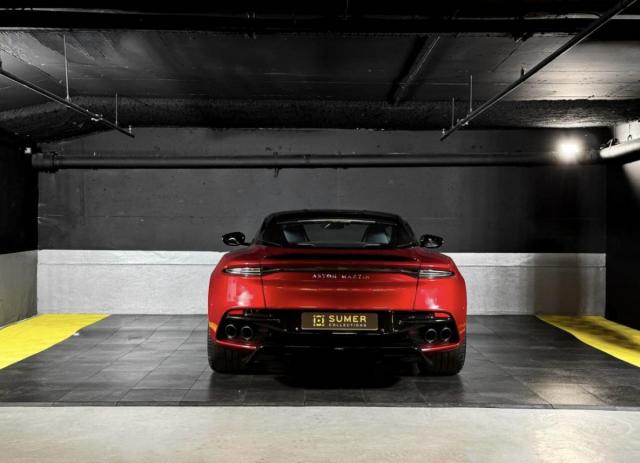 Aston Martin Dbs image 7