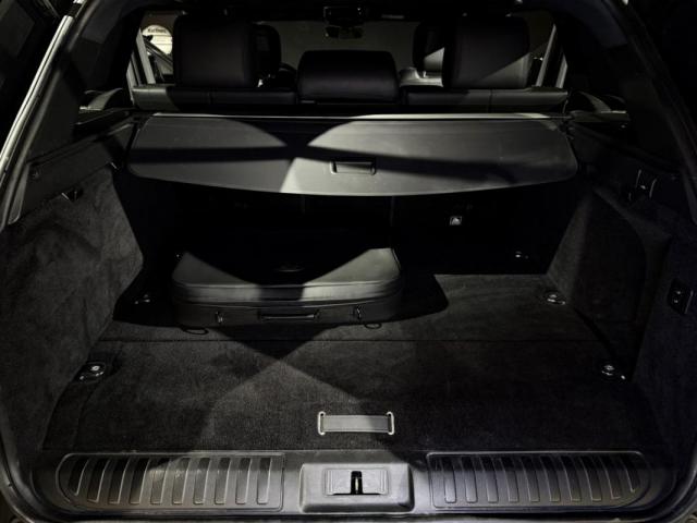 Land Rover Range Rover Sport image 2