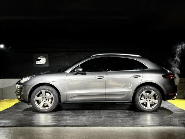 Porsche Macan image 7