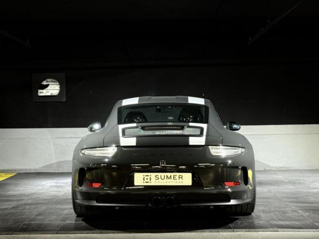 Porsche 911 image 2
