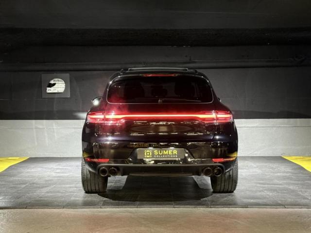 Porsche Macan image 1