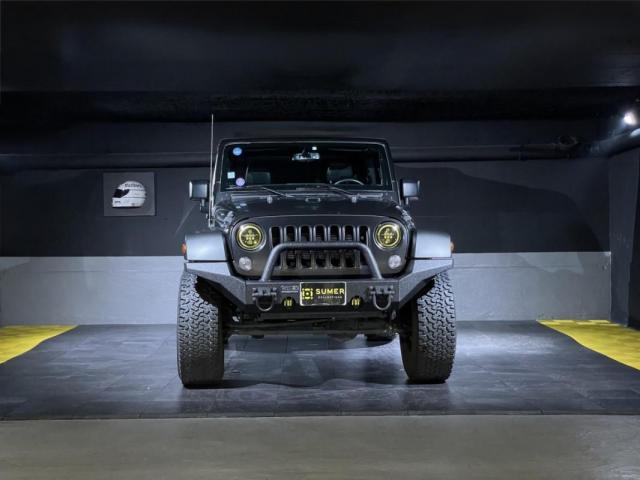 Jeep Wrangler image 2