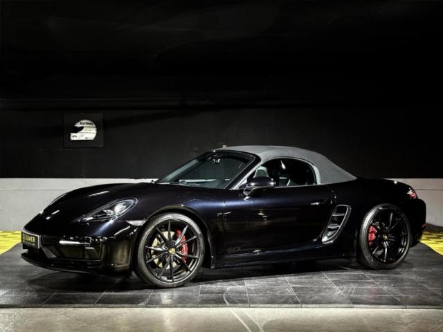 Porsche 718 Boxster image 2