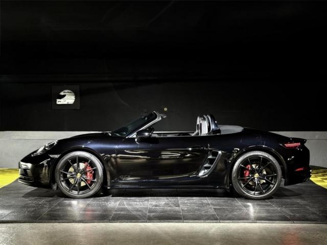 Porsche 718 Boxster image 8