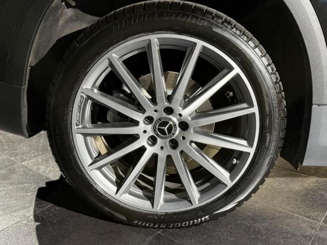 Mercedes Benz Gla image 9