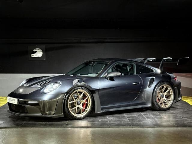 Porsche 911 image 6