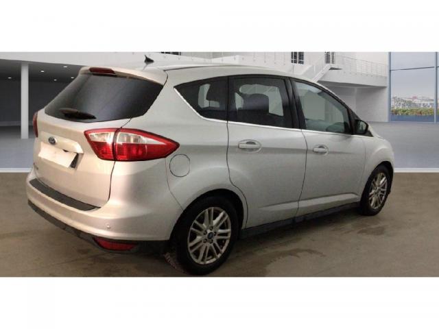 Ford C-Max image 8