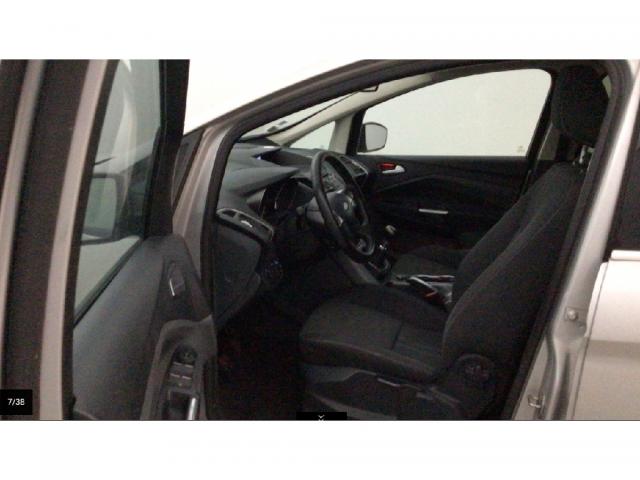 Ford C-Max image 2