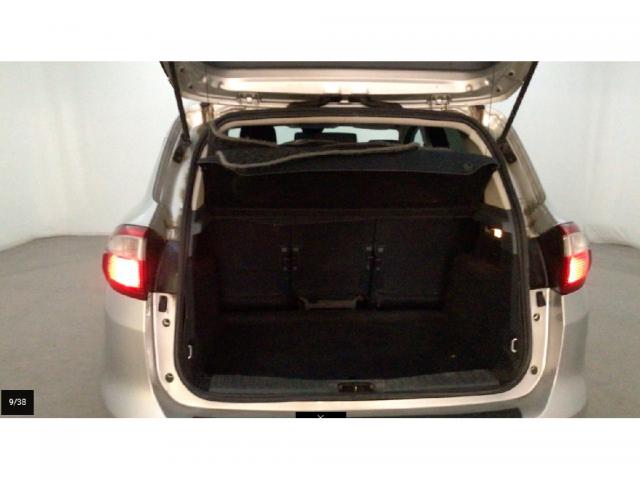 Ford C-Max image 1