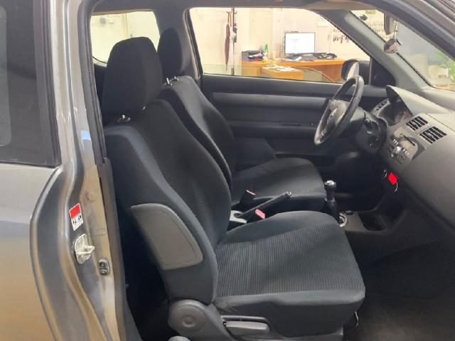 Suzuki Swift image 7