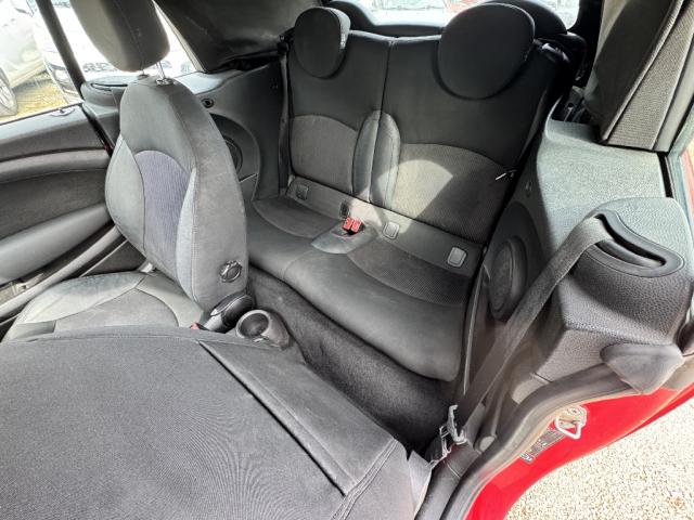 Mini Cabrio image 1