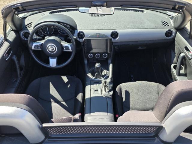 Mazda Mx-5 image 8