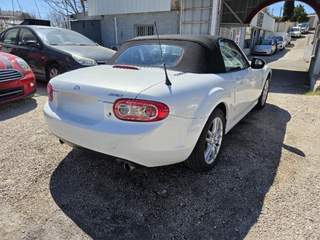 Mazda Mx-5 image 2