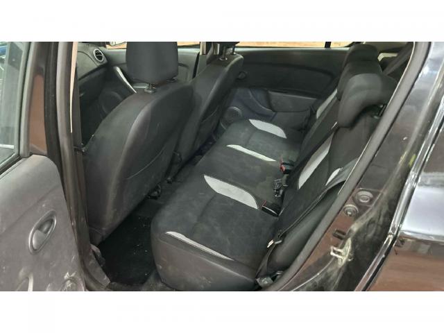 Dacia Sandero image 1