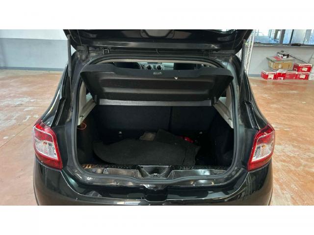 Dacia Sandero image 2