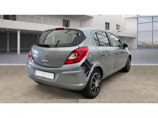 Opel Corsa image 2