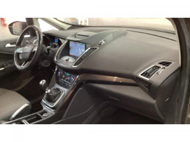 Ford C-Max image 3