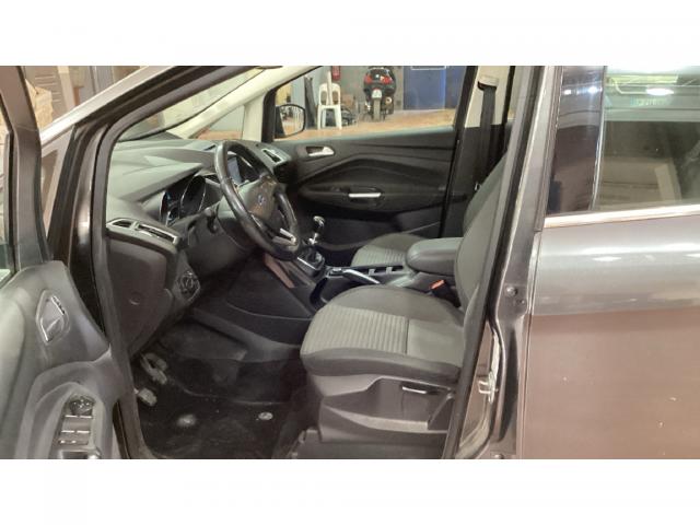 Ford C-Max image 5