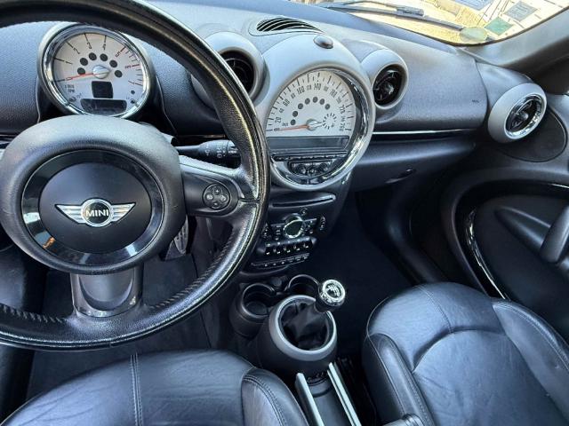 Mini Countryman image 2