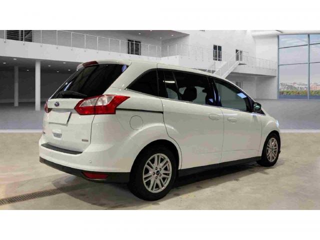 Ford Grand C-Max image 7