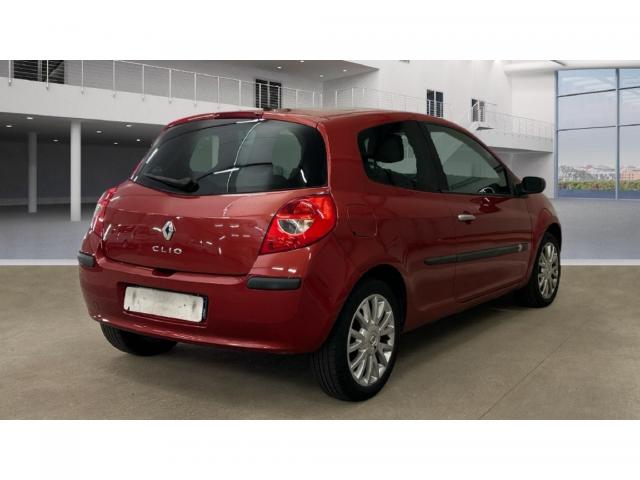 Renault Clio image 6